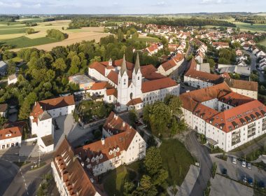Blick über Kloster Indersdorf