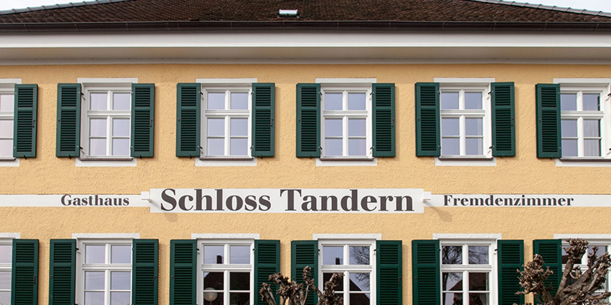 Außenansicht Gasthaus Schloss Tandern